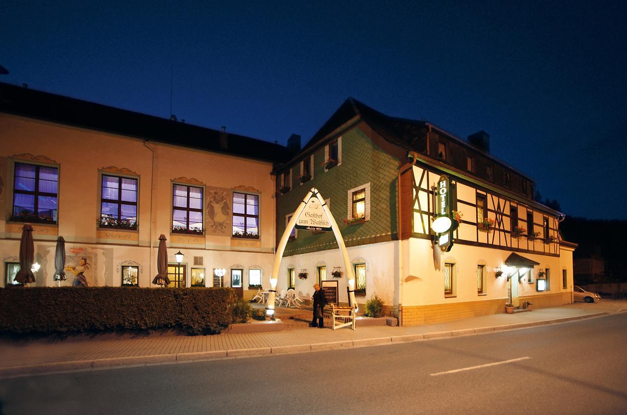 Hotel Gasthof Zum Walfisch Klingenthal Bagian luar foto